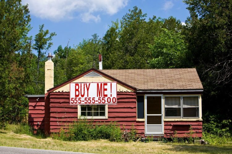 How To Get in Touch with a Vacant Homeowner Who May Want to Sell