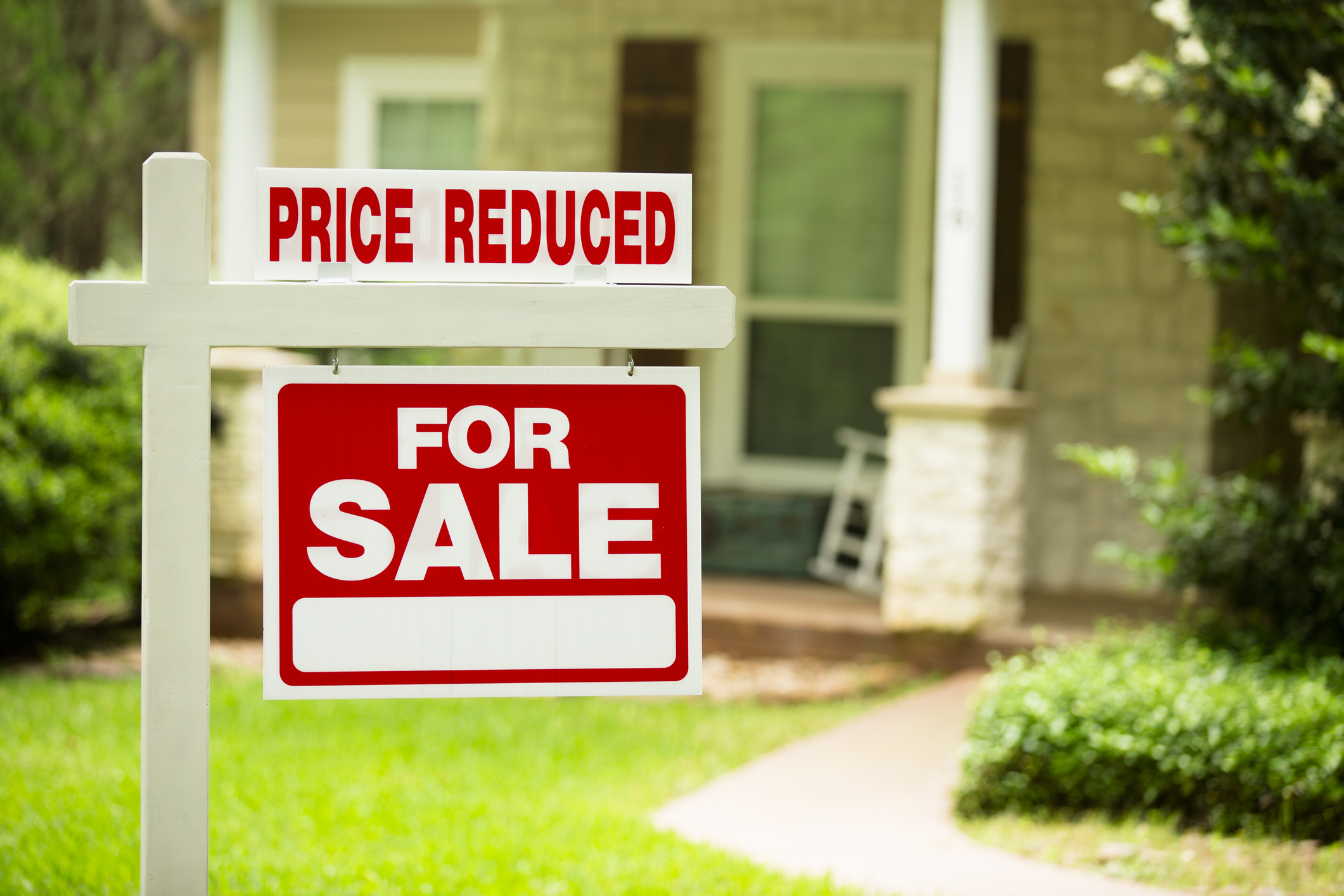 Home Sellers Cutting Prices at Record Rate as Buyer’s Market Intensifies, Per Redfin Study