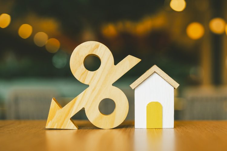 Mortgage Rates Inch Down This Week